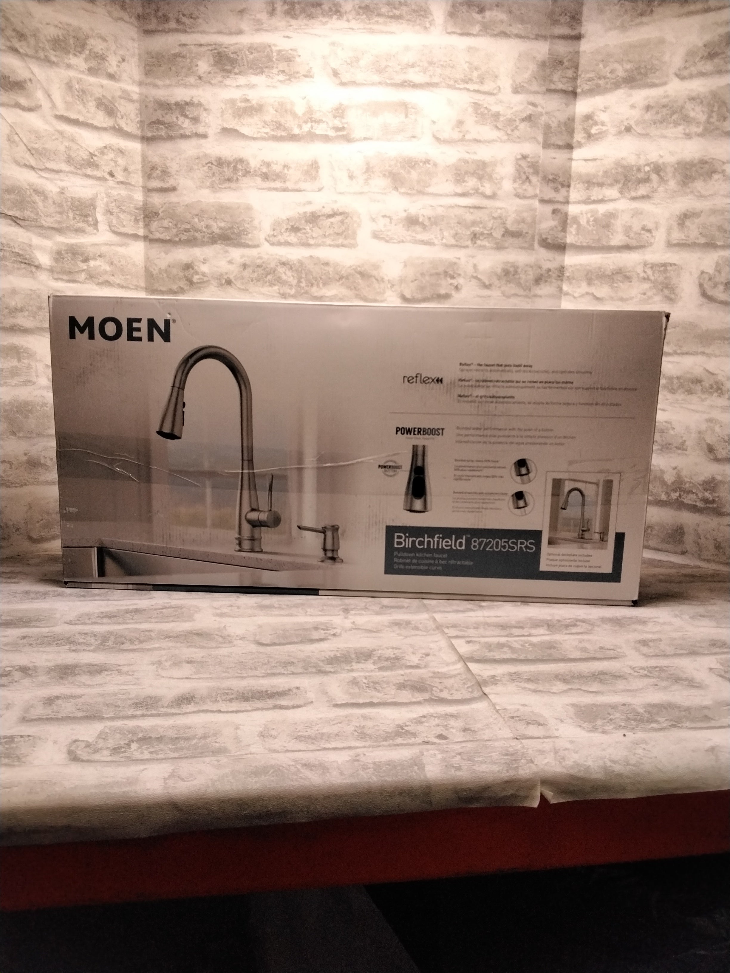 MOEN Birchfield Single-Handle Pull-Down Sprayer Kitchen Faucet (7629735592174)